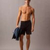 Bañador de voleibol entallado de 12,7 cm