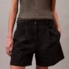 Bermudas plisadas de Cotton Stretch de algodón Bermudas plisadas de Cotton Stretch de algodón