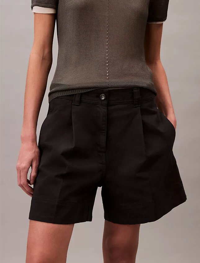 Bermudas plisadas de Cotton Stretch de algodón Bermudas plisadas de Cotton Stretch de algodón