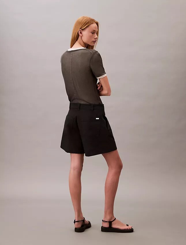 Bermudas plisadas de Cotton Stretch de algodón Bermudas plisadas de Cotton Stretch de algodón