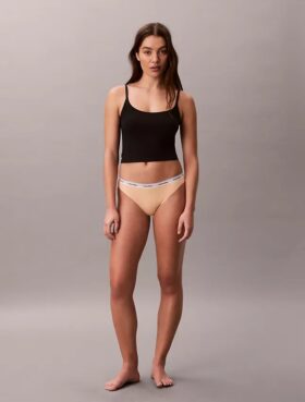 Bikini con logotipo icónico