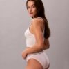 Bikini con logotipo icónico