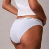Bikini con logotipo icónico