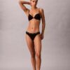 Bikini de 7 piezas con logotipo icónico Bikini de 7 piezas con logotipo icónico