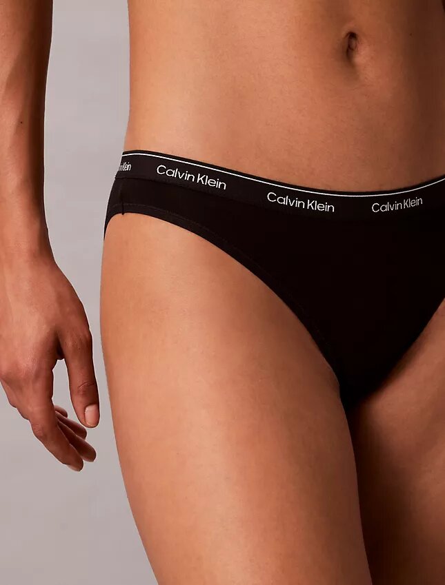 Bikini de 7 piezas con logotipo icónico Bikini de 7 piezas con logotipo icónico