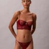 Bikini de encaje floral negro de CK Black Bikini de encaje floral negro de CK Black
