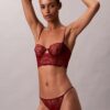 Bikini de encaje floral negro de CK Black Bikini de encaje floral negro de CK Black
