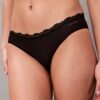 Bikini elástico de microfibra con encaje Bikini elástico de microfibra con encaje