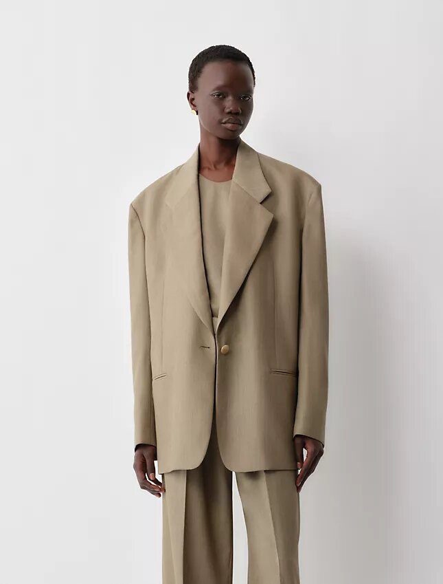 Blazer Avery Blazer Avery