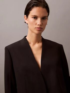 Blazer clásico de crepé