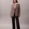 Blazer de doble botonadura en mezcla de gabardina de lana Blazer de doble botonadura en mezcla de gabardina de lana