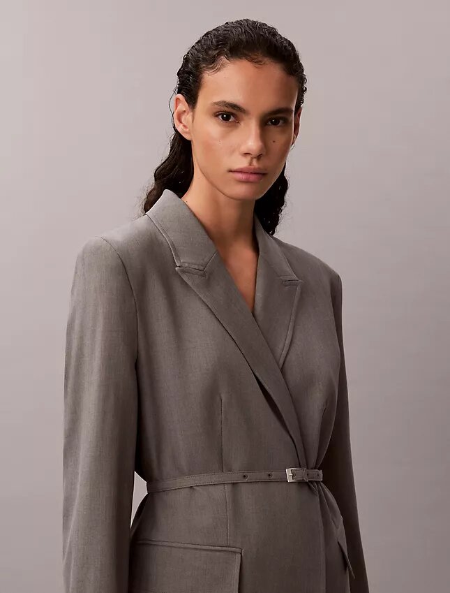Blazer elástico con cinturón Blazer elástico con cinturón