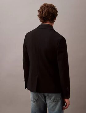 Blazer entallado de gabardina de lana