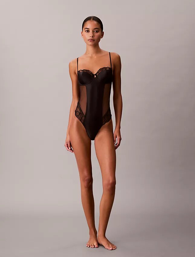 Body de encaje floral negro de CK Black Body de encaje floral negro de CK Black