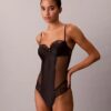 Body de encaje floral negro de CK Black Body de encaje floral negro de CK Black
