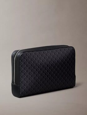 Bolsa con logotipo estampado