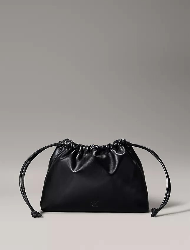 Bolso bandolera con cordón y Monogram Bolso bandolera con cordón y Monogram