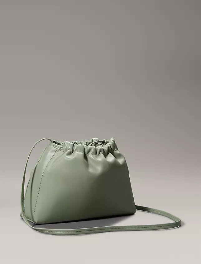 Bolso bandolera con cordón y Monogram Bolso bandolera con cordón y Monogram