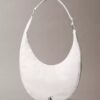 Bolso bandolera convertible con forma curvada Bolso bandolera convertible con forma curvada