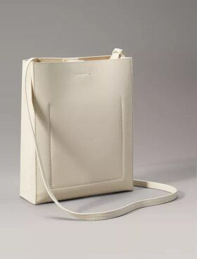 Bolso bandolera de piel Line