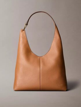 Bolso bandolera mediano de piel holgado