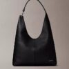 Bolso bandolera mediano de piel holgado Bolso bandolera mediano de piel holgado