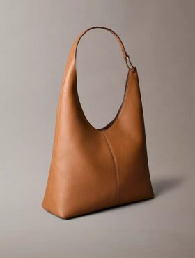 Bolso bandolera mediano de piel holgado
