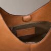 Bolso bandolera mediano de piel holgado