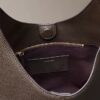 Bolso bandolera mediano de piel holgado Bolso bandolera mediano de piel holgado