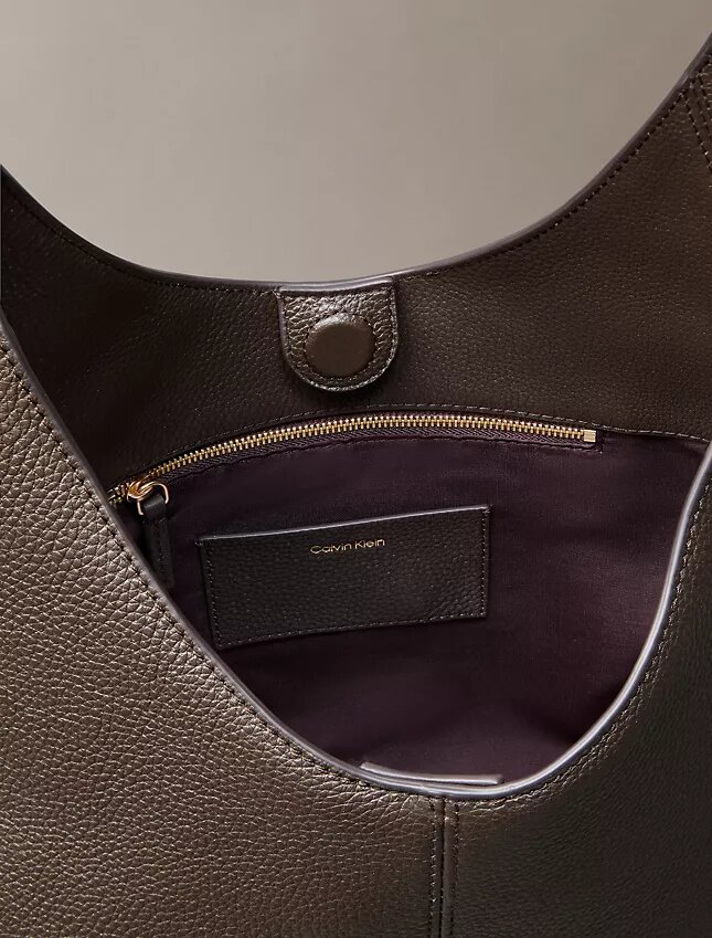 Bolso bandolera mediano de piel holgado Bolso bandolera mediano de piel holgado