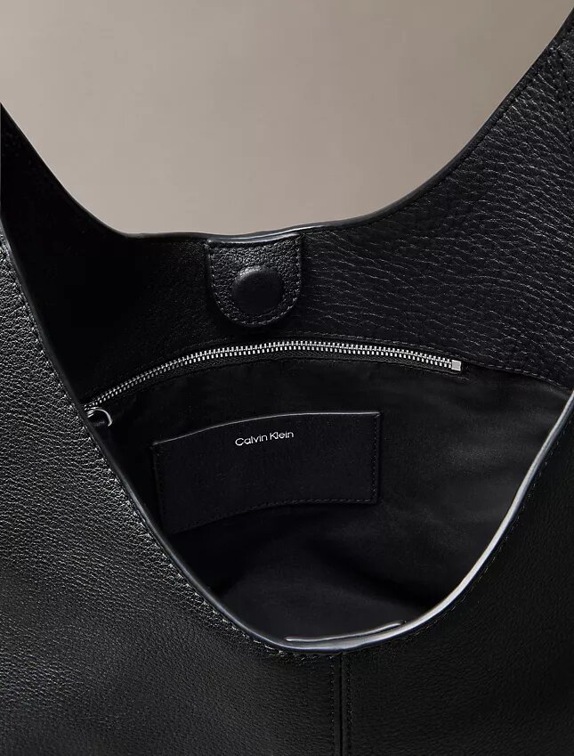 Bolso bandolera mediano de piel holgado Bolso bandolera mediano de piel holgado