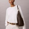 Bolso bandolera mediano de piel holgado Bolso bandolera mediano de piel holgado