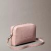 Bolso bandolera minimalista para móvil con Monogram Bolso bandolera minimalista para móvil con Monogram