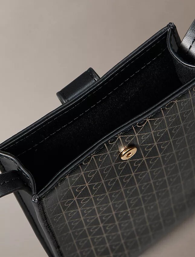 Bolso bandolera para móvil con el logotipo del emblema por toda la superficie Bolso bandolera para móvil con el logotipo del emblema por toda la superficie