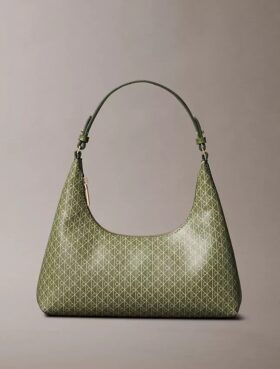 Bolso de hombro con logotipo estampado por toda la superficie