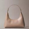 Bolso de hombro con logotipo metalizado Bolso de hombro con logotipo metalizado