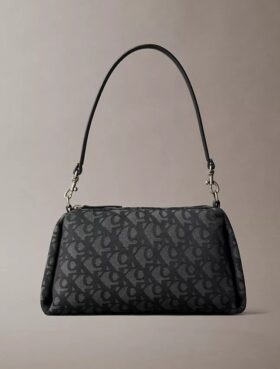 Bolso de hombro con logotipo Monogram plisado