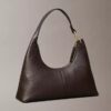 Bolso de hombro de piel holgado