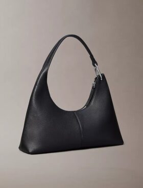 Bolso de hombro de piel holgado