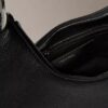 Bolso de hombro de piel holgado