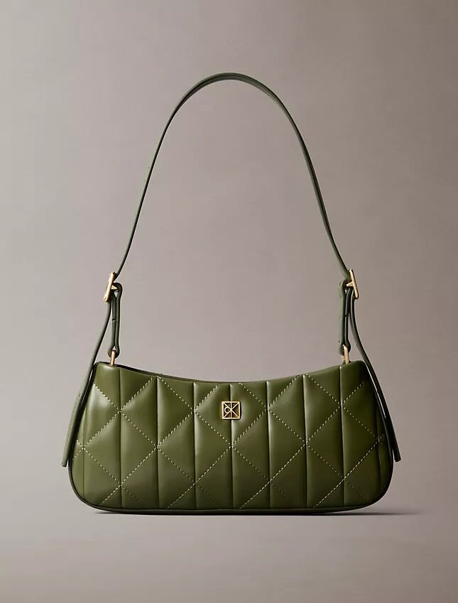 Bolso de hombro pequeño con logotipo acolchado Bolso de hombro pequeño con logotipo acolchado