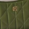 Bolso de hombro pequeño con logotipo acolchado Bolso de hombro pequeño con logotipo acolchado