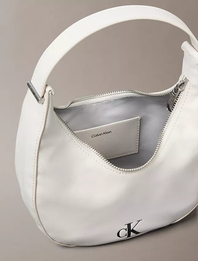 Bolso de hombro pequeño convertible con forma curvada Bolso de hombro pequeño convertible con forma curvada