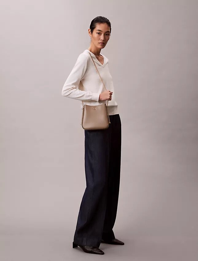 Bolso de silla de montar con cadena y Monogram Bolso de silla de montar con cadena y Monogram