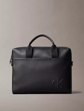Bolso de viaje con monograma en relieve