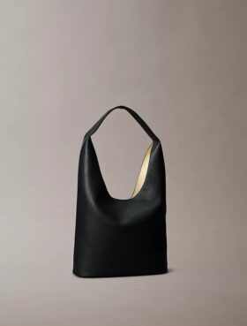 Bolso grande y holgado con textura de grano de guijarros