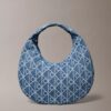 Bolso hobo de Denim con logotipo en todo el diseño Bolso hobo de Denim con logotipo en todo el diseño
