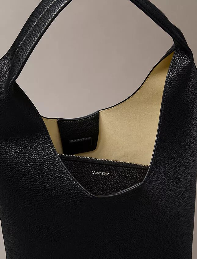Bolso holgado con textura granulada Bolso holgado con textura granulada