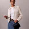 Bolso mini con Monogram llamativo