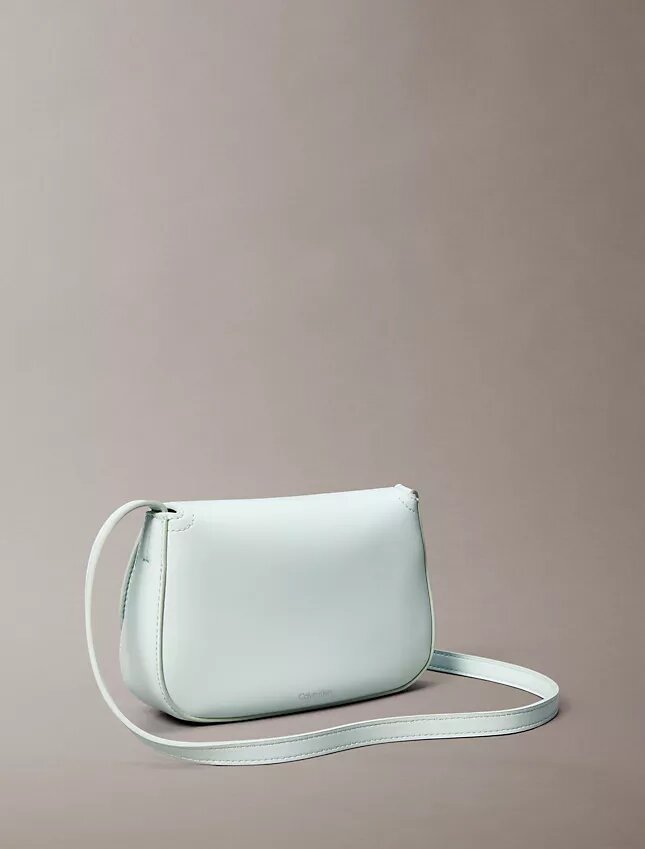 Bolso para cámara con solapa y Monogram Bolso para cámara con solapa y Monogram